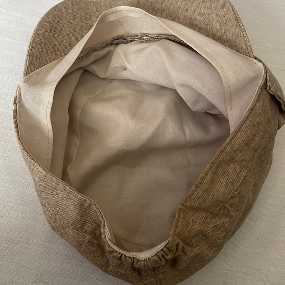 Hat - Picture 4 of 6